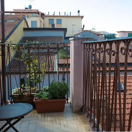 アパート Casa Vacanze La Pieve, Centro サルツァーナ